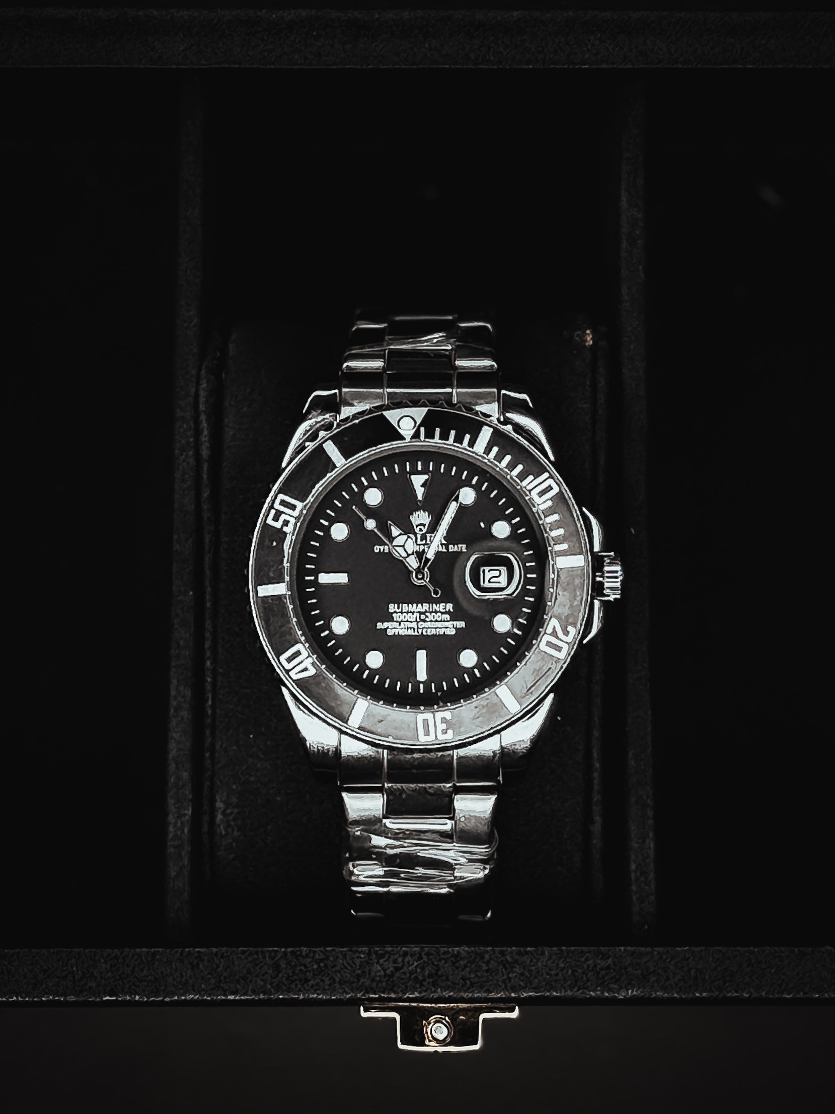 Rollie Submariner – Dual Throne Edition