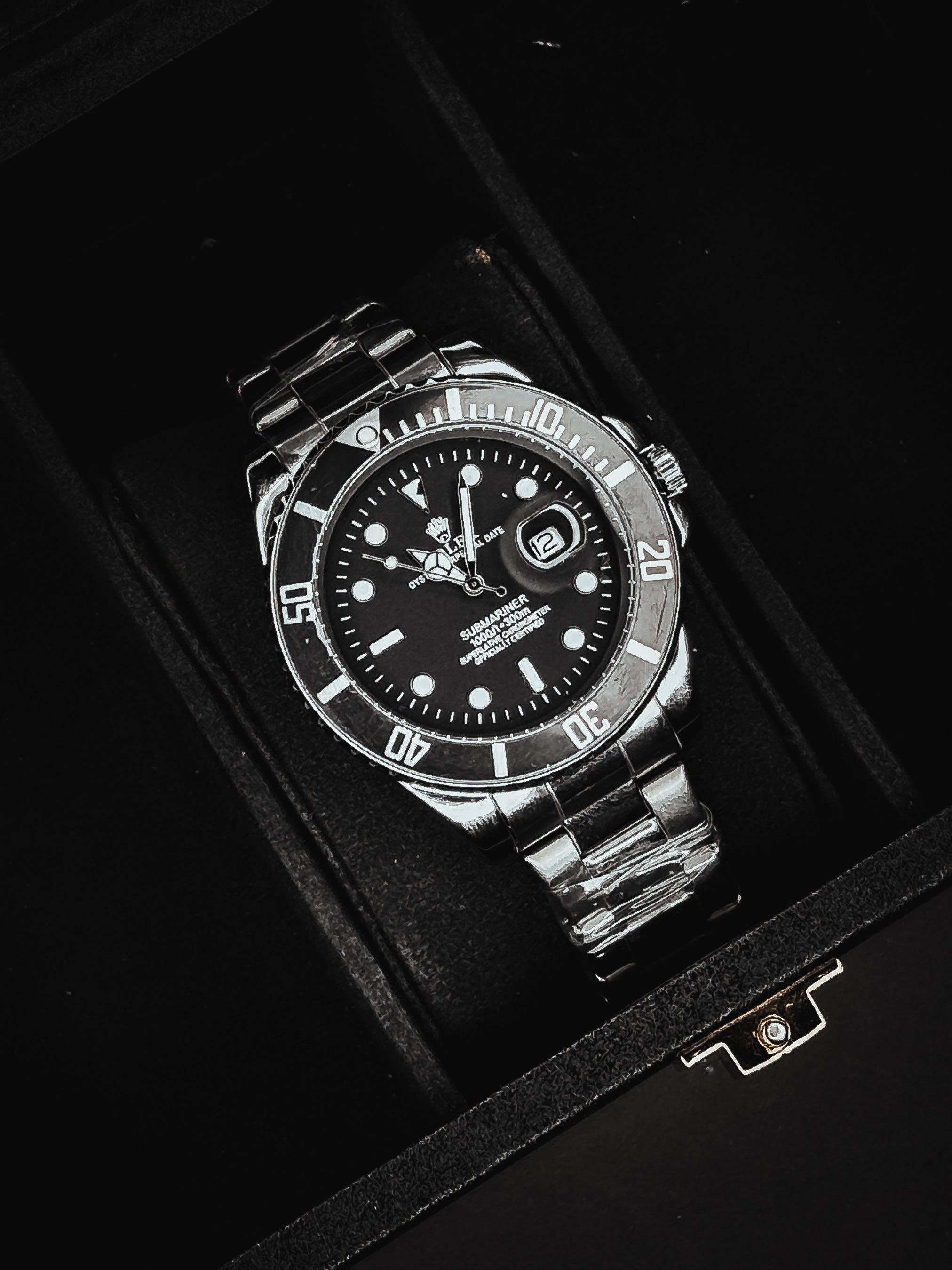 Rollie Submariner – Dual Throne Edition