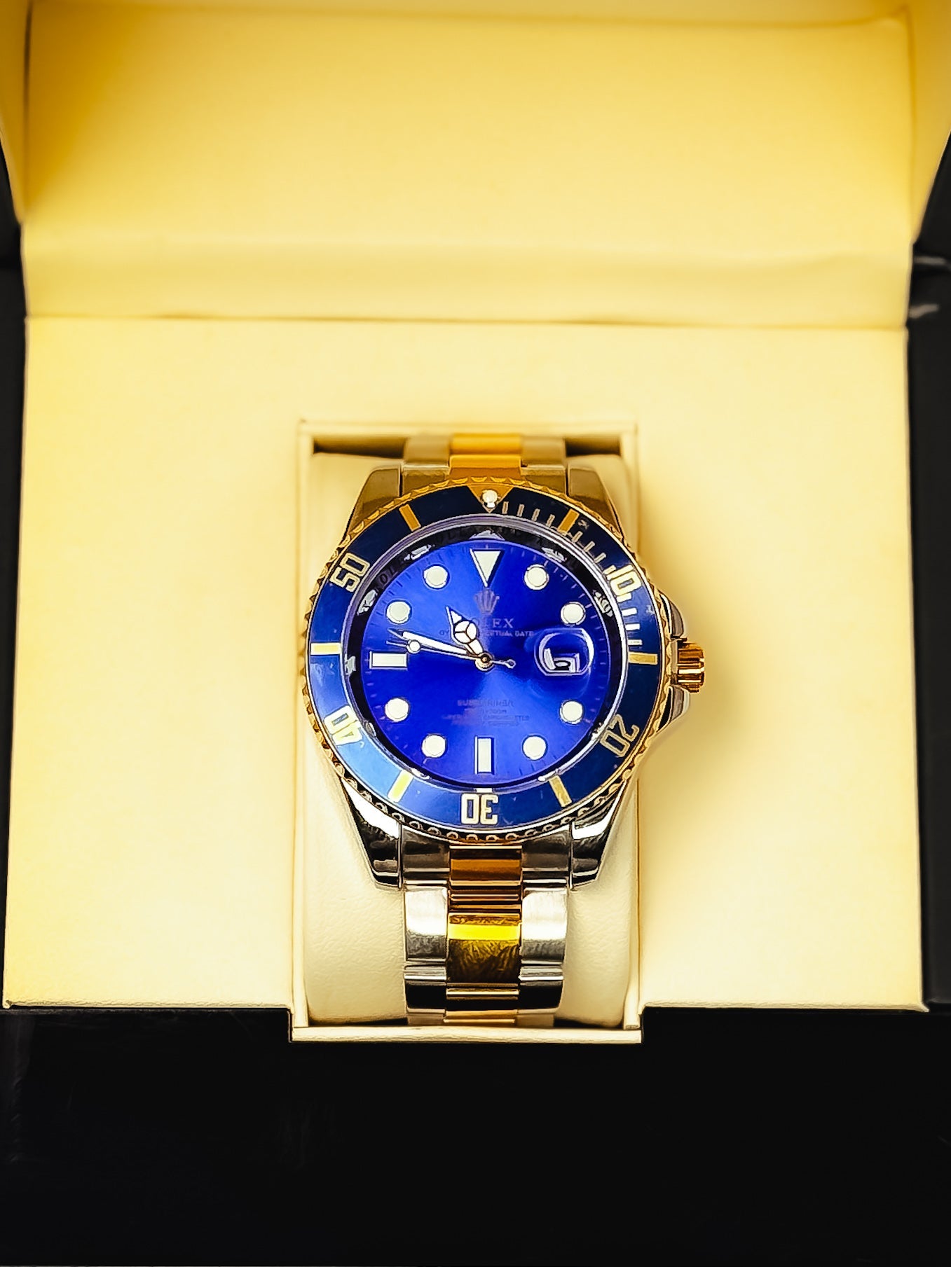 Rollie Submariner – Dual Throne Edition