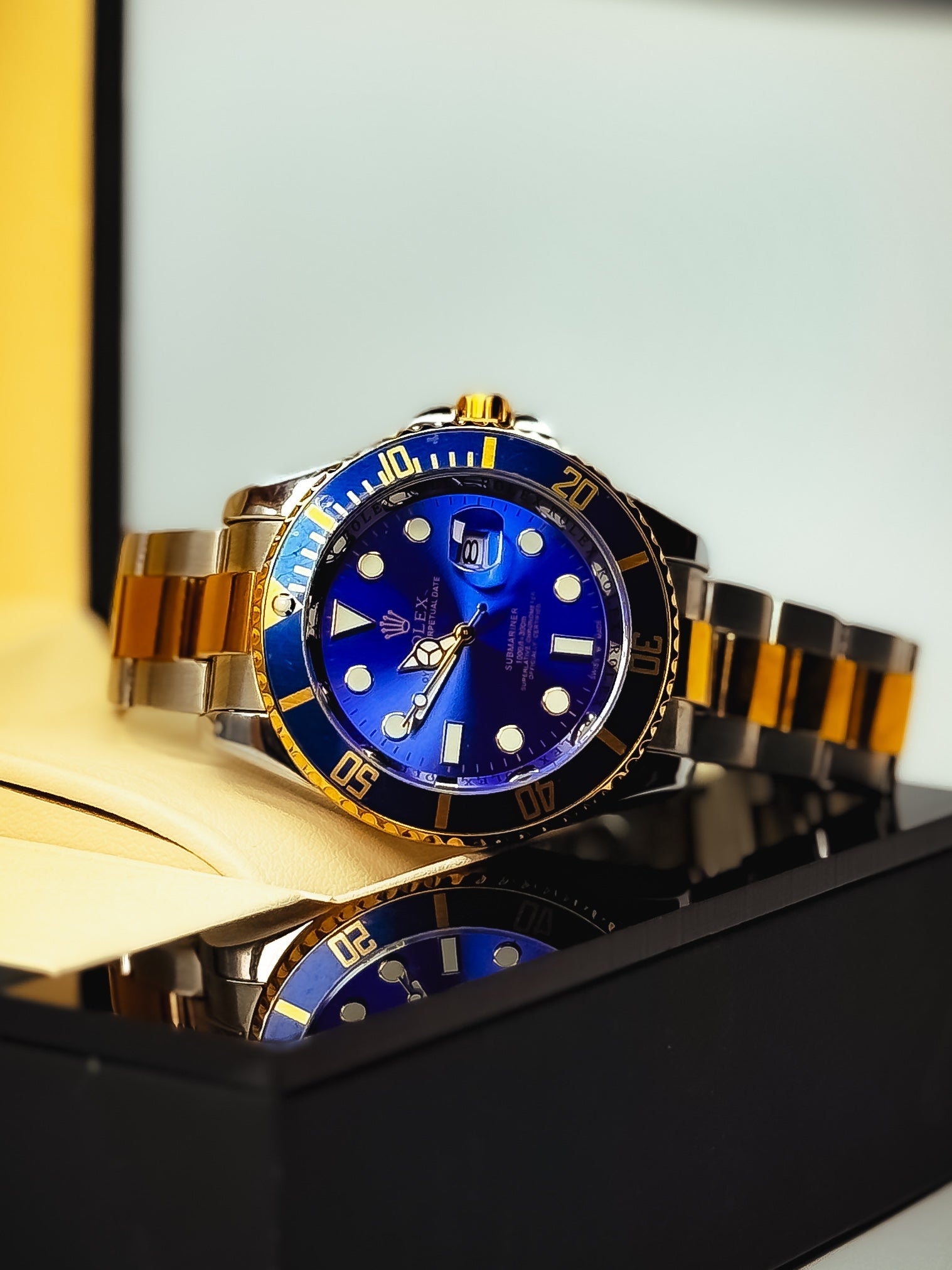 Rollie Submariner – Dual Throne Edition
