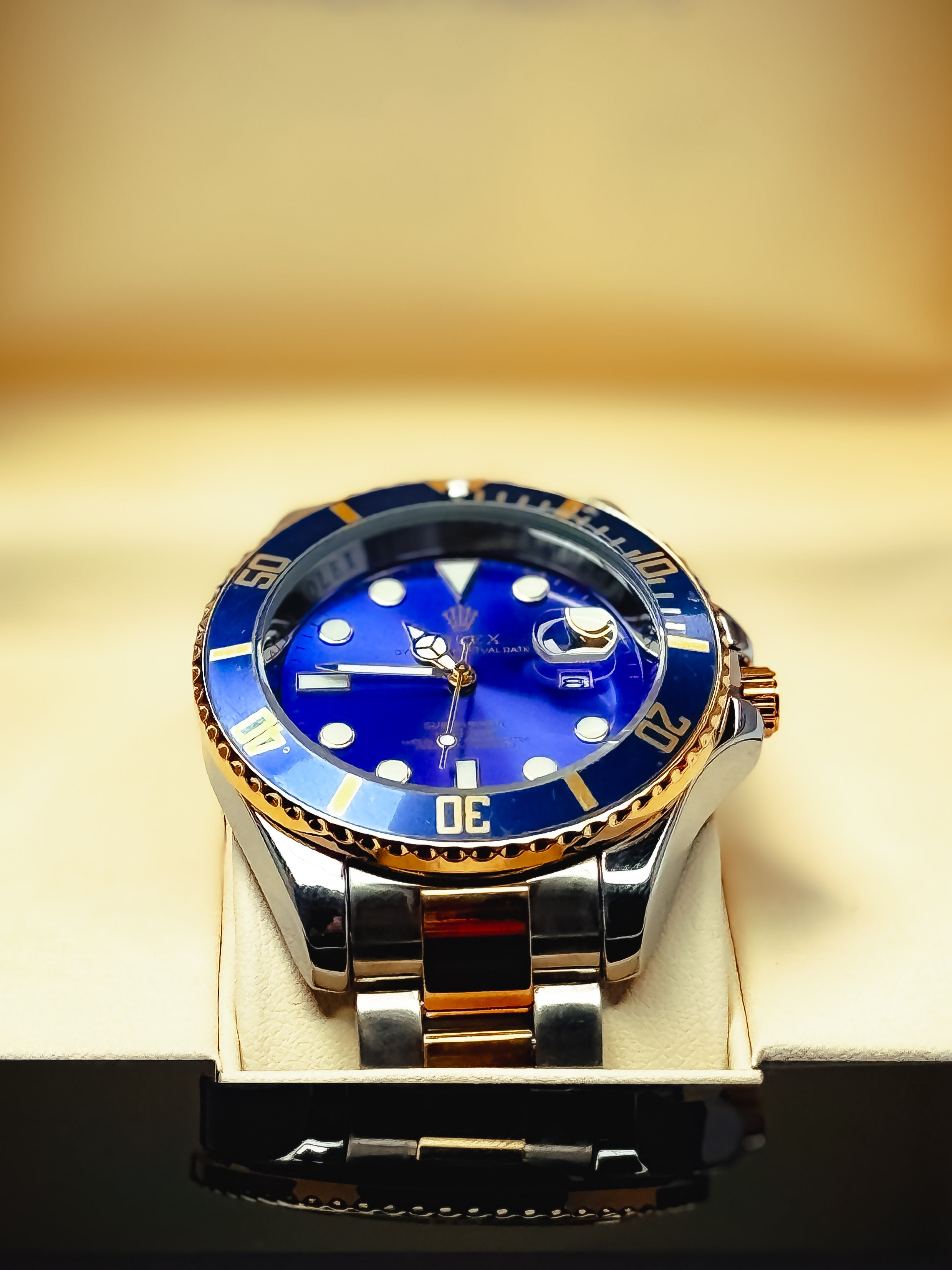 Rollie Submariner – Dual Throne Edition